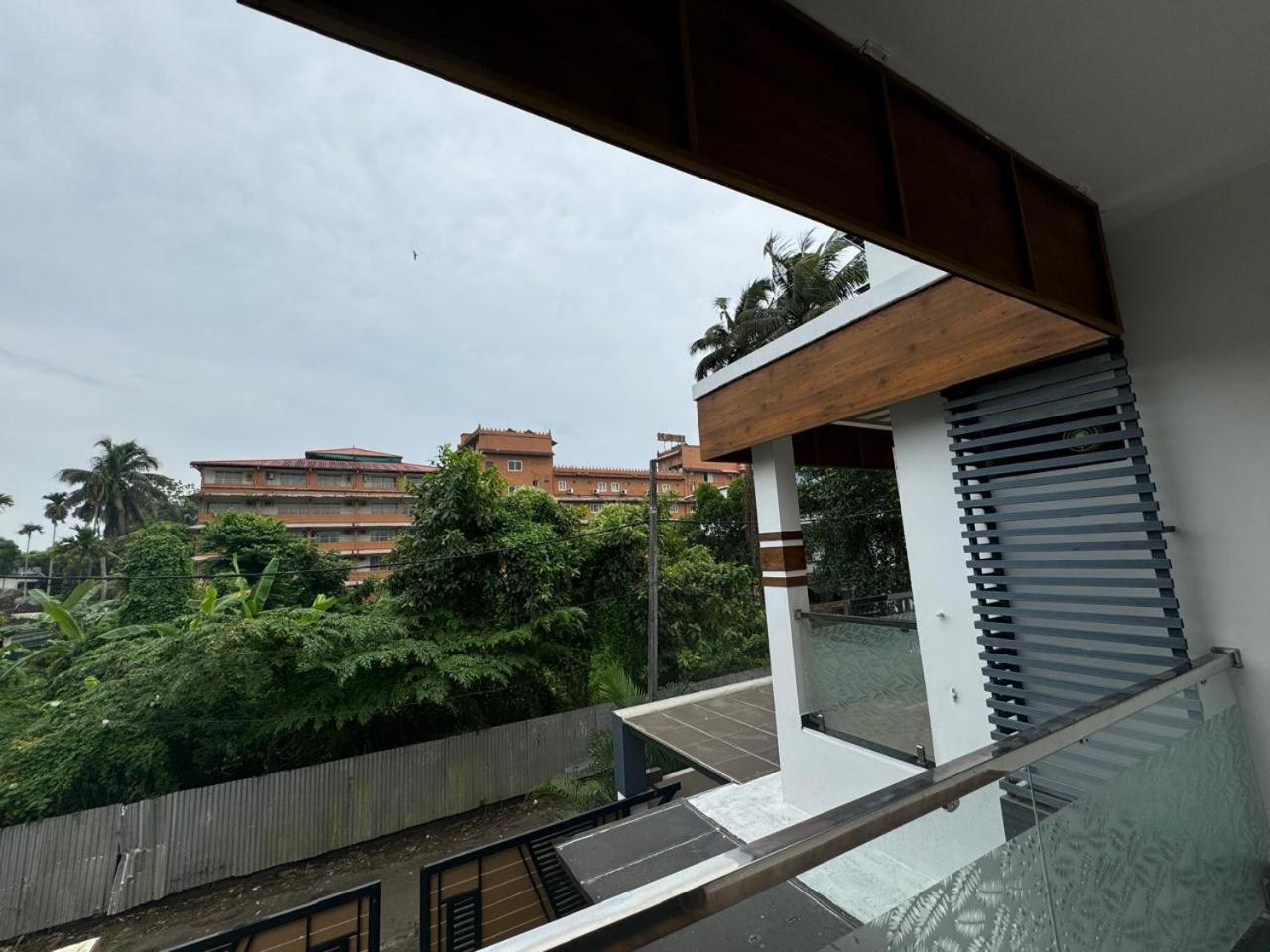 Venice Rosedale Alappuzha Exterior foto